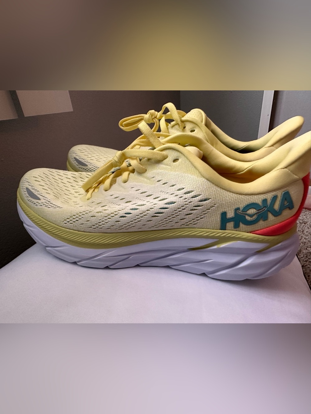 Hoka One One Clifton 8 NEW size 8.5 never worn - Picture 5 of 8
